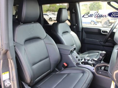 New 2026 Ford Bronco Badlands image 7
