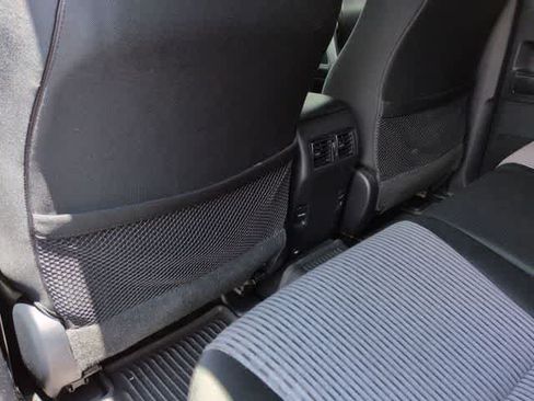 Used 2016 Toyota 4Runner SR5 AWD/4WD image 18
