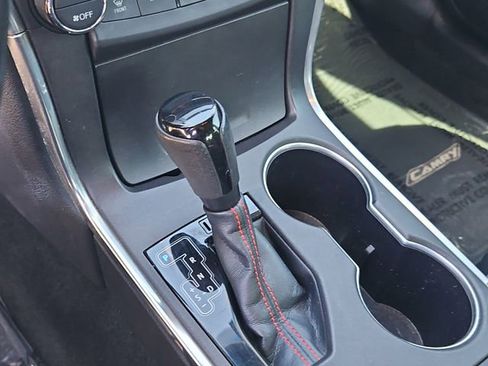 Used 2015 Toyota Camry XSE image 26