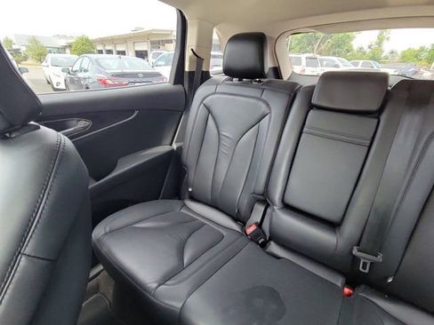 Used 2021 Lincoln Nautilus AWD w/ Equipment Group 101A image 4