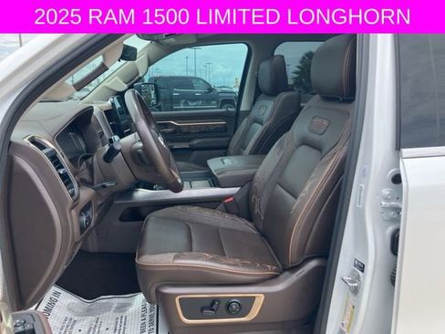 Used 2025 RAM 1500 Limited AWD/4WD image 30