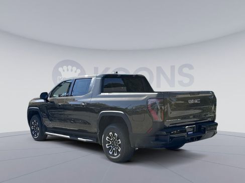 New 2026 GMC Sierra EV Elevation image 4