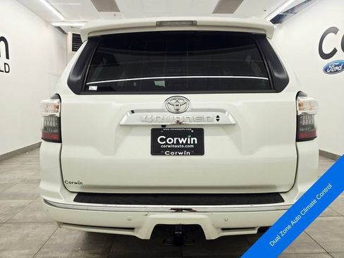 Used 2022 Toyota 4Runner Limited AWD/4WD image 4