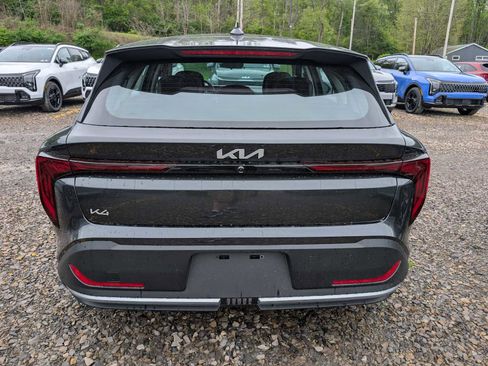 New 2026 Kia K4 EX FWD image 8