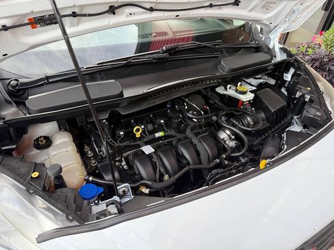 Used 2021 Ford Transit Connect XL FWD image 10