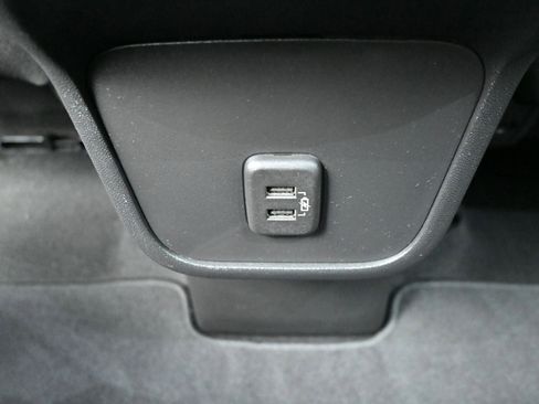 Used 2022 Chevrolet Equinox LS w/ LS Convenience Package image 22