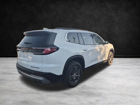 Used 2025 GMC Acadia Elevation image 6