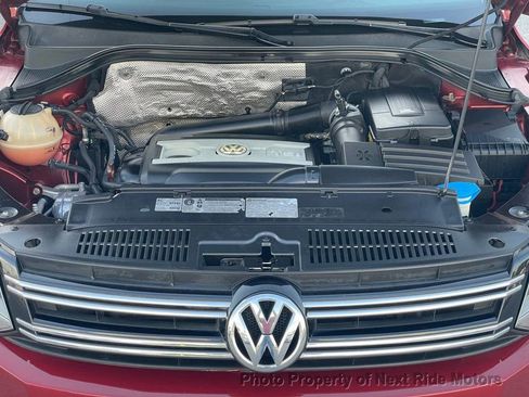 Used 2012 Volkswagen Tiguan SE image 24