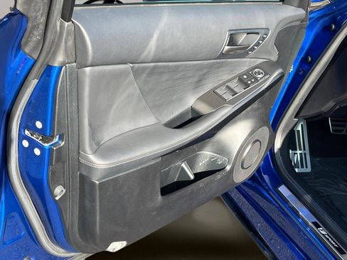 Used 2023 Lexus IS 350 F Sport image 11