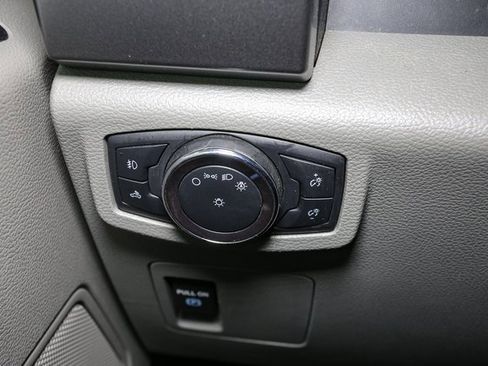 Used 2020 Ford F150 XLT image 28