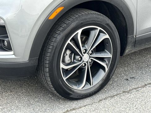 Used 2023 Buick Encore GX Select w/ Safety Package II image 29
