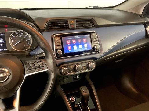 Used 2025 Nissan Versa SV FWD image 6