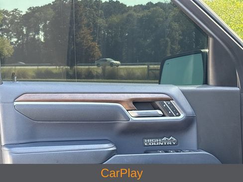 Used 2024 Chevrolet Silverado 1500 High Country AWD/4WD image 3