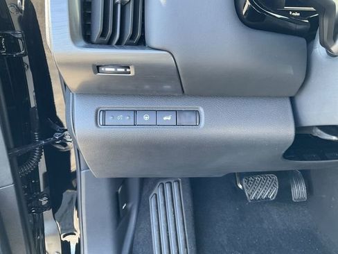 New 2026 Nissan Pathfinder SL w/ Cargo Package image 18