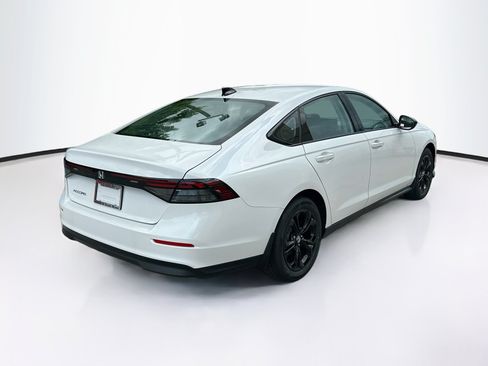 Used 2025 Honda Accord SE image 7