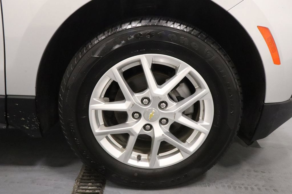 Used 2022 Chevrolet Equinox LS AWD/4WD image 26