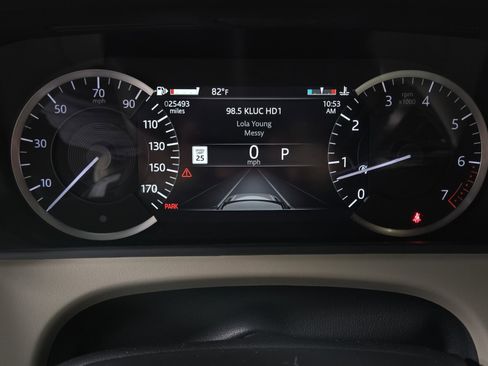 Used 2022 Land Rover Range Rover Velar S image 34