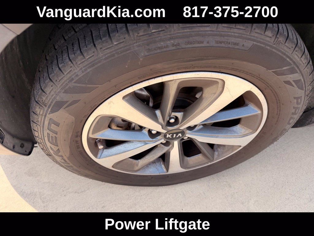 Used 2019 Kia Sorento EX FWD image 8