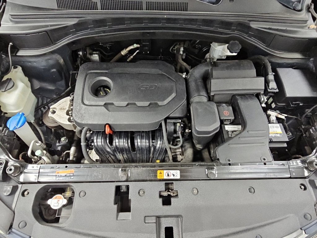 Used 2017 Hyundai Santa Fe Sport FWD image 39