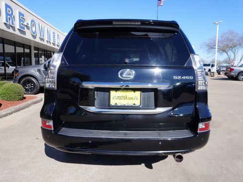 Used 2017 Lexus GX 460 Premium image 5