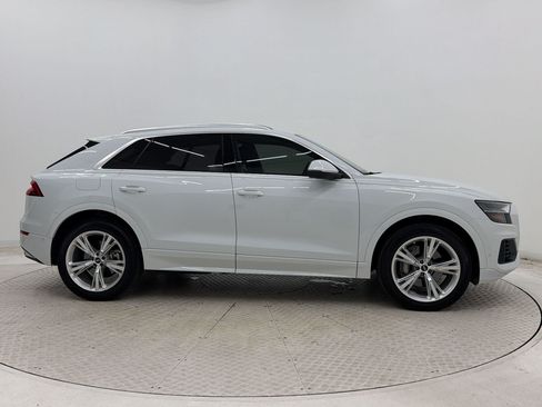Used 2023 Audi Q8 Prestige AWD/4WD image 8