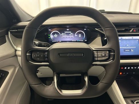 New 2026 Jeep Cherokee Laredo AWD/4WD image 9
