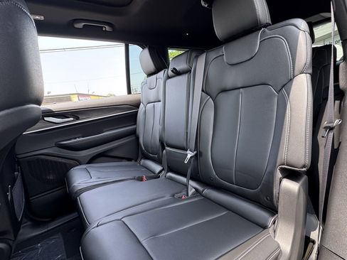 New 2025 Jeep Grand Cherokee L Limited w/ Black Appearance Package image 13