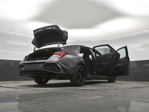 New 2026 Hyundai Elantra SEL Sport FWD image 45