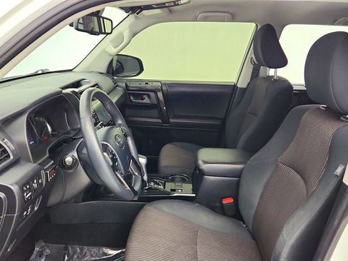 Used 2020 Toyota 4Runner TRD Off-Road AWD/4WD image 20