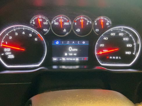 Used 2019 Chevrolet Silverado 1500 LT Trail Boss AWD/4WD image 10