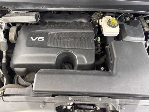 Used 2017 Nissan Pathfinder SL FWD image 21