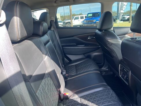 Used 2022 Nissan Murano Platinum w/ Cargo Package image 13