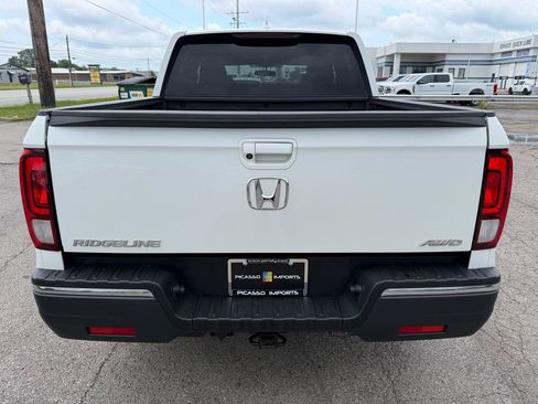 Used 2019 Honda Ridgeline Sport image 10