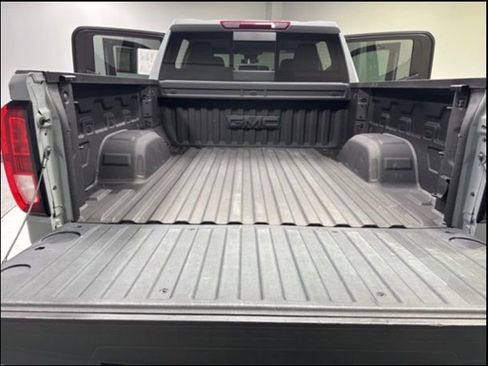 Used 2024 GMC Sierra 1500 Elevation w/ Elevation Premium Package AWD/4WD image 29