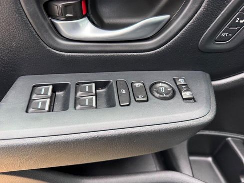 Used 2024 Honda Pilot Elite image 22