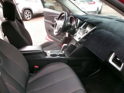 Used 2013 Chevrolet Equinox LT image 17