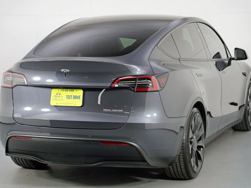 Used 2022 Tesla Model Y Performance image 51
