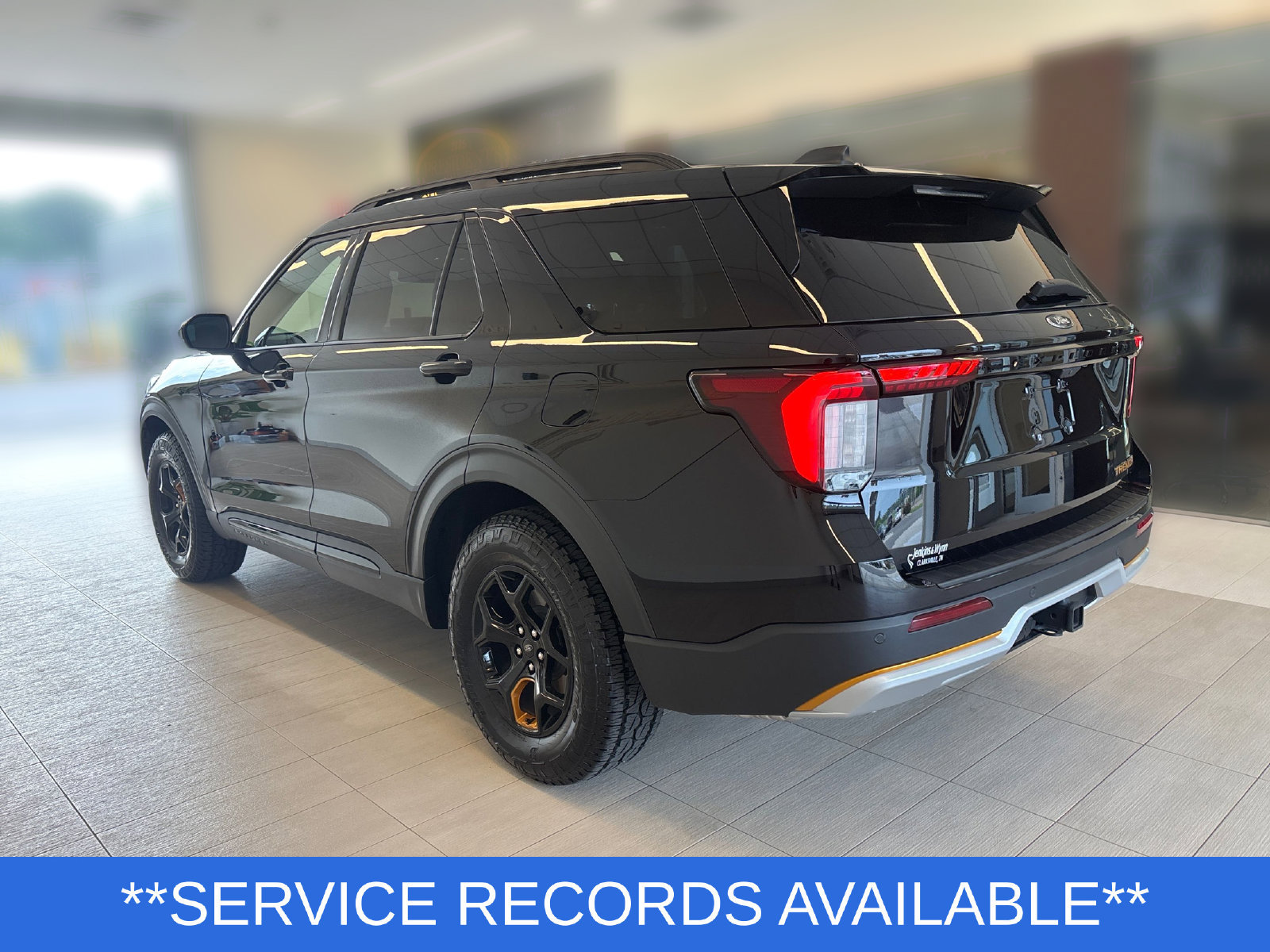 Used 2026 Ford Explorer Tremor w/ Tremor Ultimate Package AWD/4WD image 3