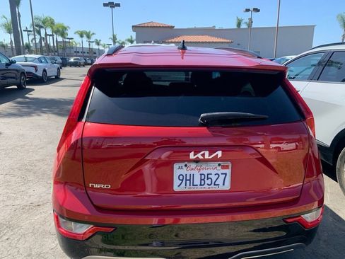 Certified 2023 Kia Niro Wind FWD image 6