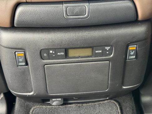 Certified 2024 Nissan Armada Platinum w/ Captain's Chairs Package image 14