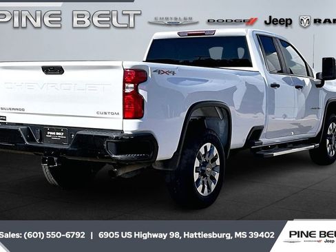 Used 2023 Chevrolet Silverado 2500 Custom w/ Gooseneck/5TH Wheel Package image 10