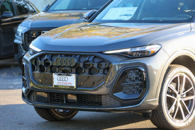New 2026 Audi Q5 Premium Plus AWD/4WD image 17