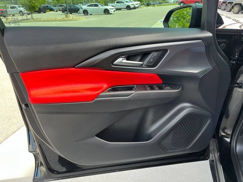Used 2026 Chevrolet Equinox EV RS FWD image 6