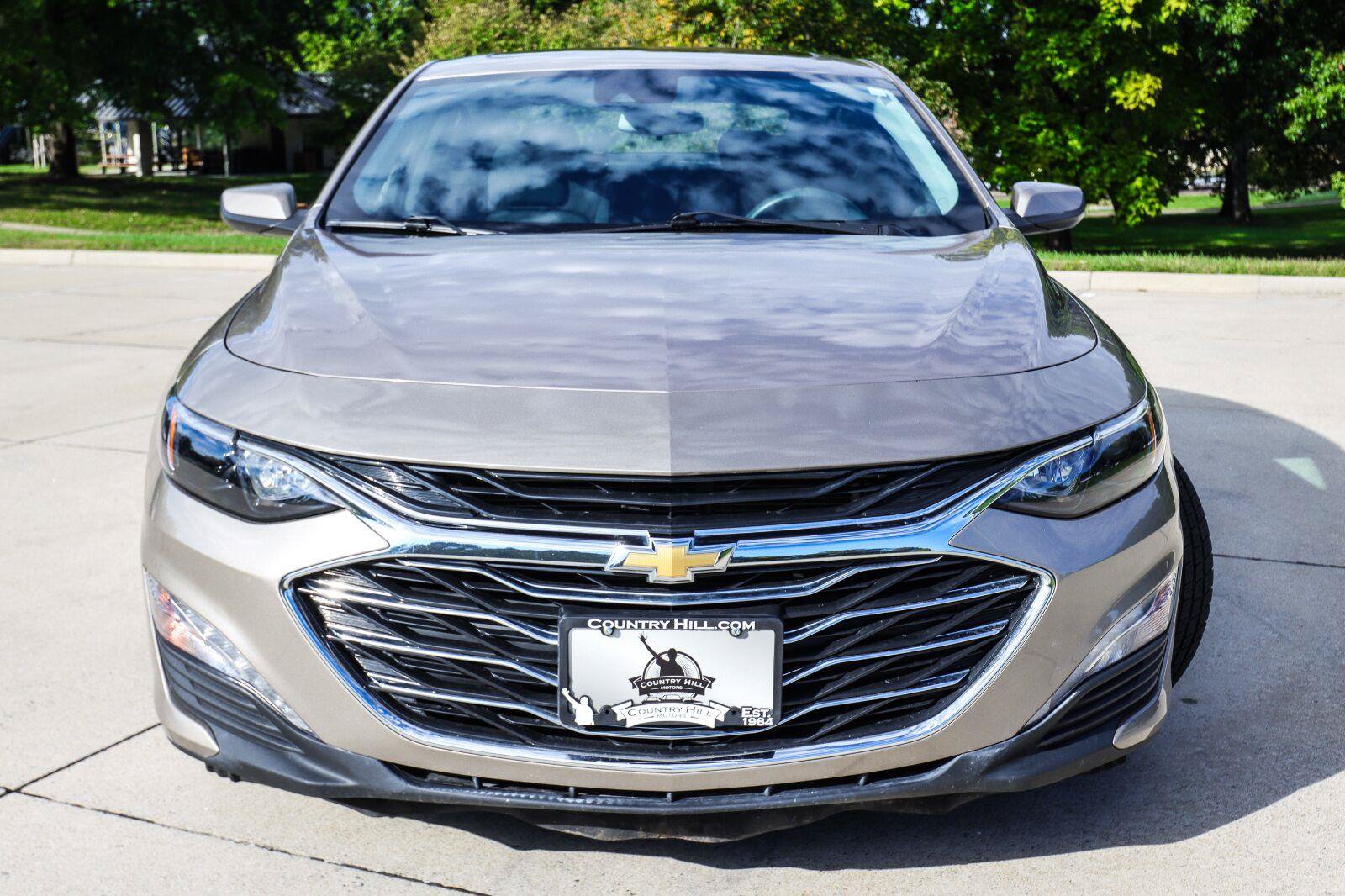 Used 2023 Chevrolet Malibu LT FWD image 18