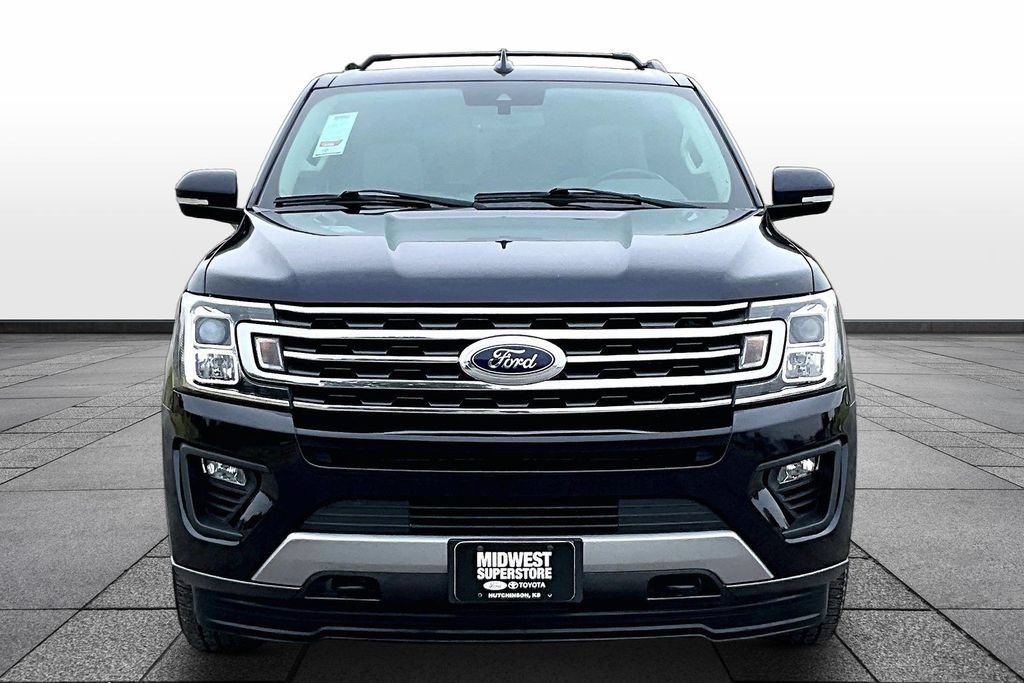 Used 2021 Ford Expedition XLT AWD/4WD image 3