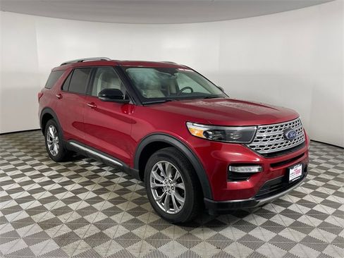 Used 2021 Ford Explorer Limited w/ Equipment Group 301A image 16