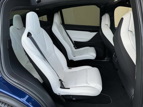 Used 2018 Tesla Model X 100D image 13