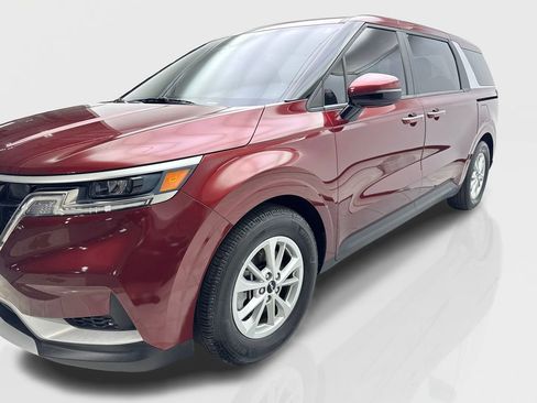 Used 2024 Kia Carnival LX FWD image 11