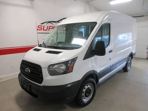 Used 2018 Ford Transit 250 130 Medium Roof RWD image 1