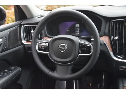 Certified 2023 Volvo S60 B5 Plus w/ Climate Package image 17